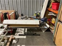 Metal Table w/ Central Forge vice