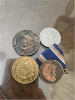 Lot of 4 commemorative tokens