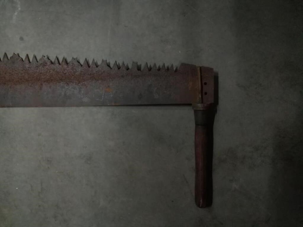 5 Foot Two-man Saw with Unique Blade Bits