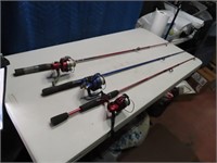 (3) usable Nice Fishing Rod/Reel Combos