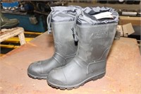 Size 9 Kamik Insulated Rubber Boots