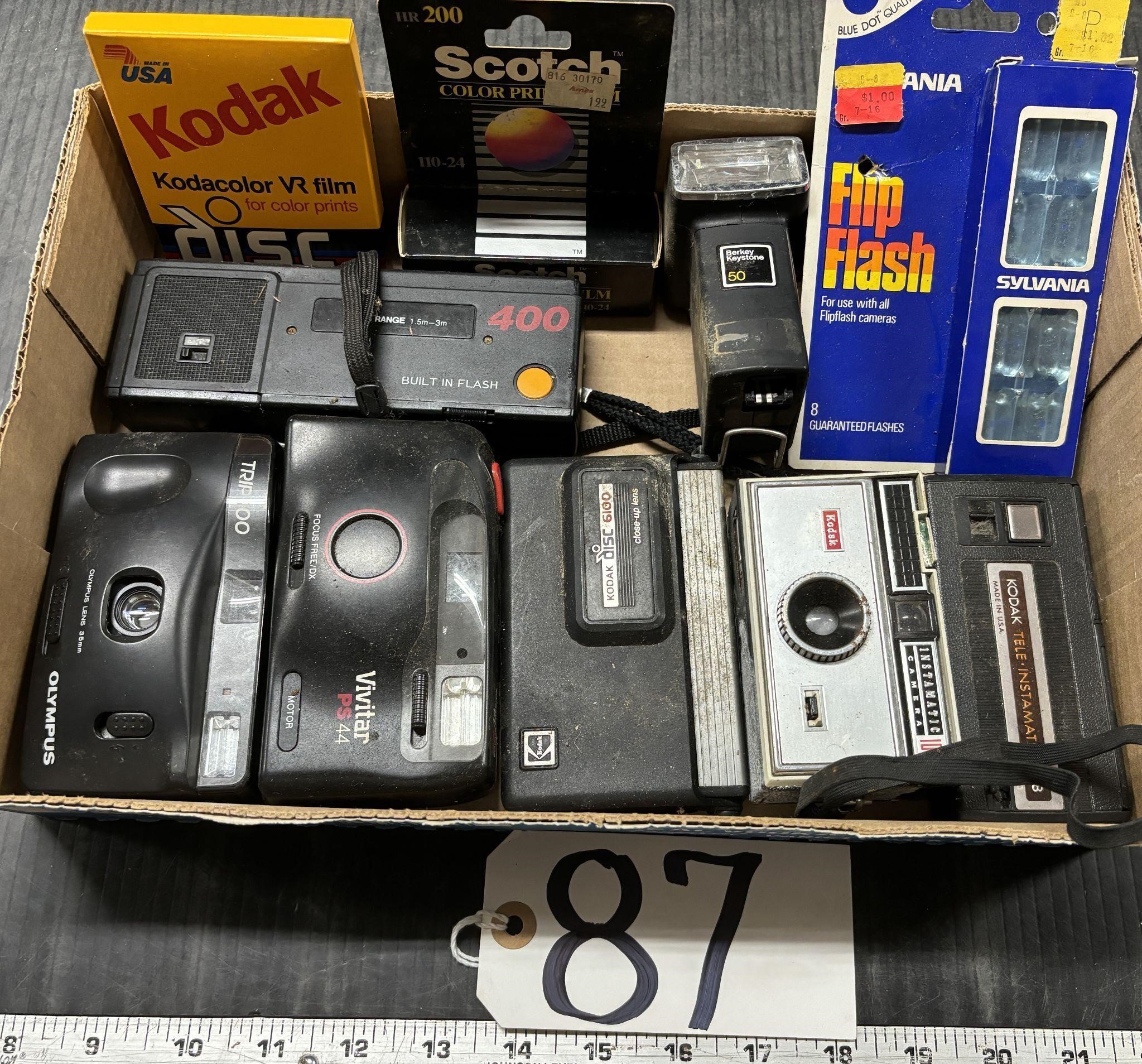 Lot of Vintage Cameras Kodak Vivitar Flash Bulbs