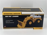International 560 Pay Loader 1/25 scale