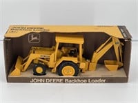 John Deere Backhoe Loader 1/16 scale
