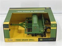 John Deere 1590 Grain Drill 1/16 scale