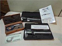 Machinist dial caliber &  micrometer lock