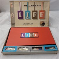 Vintage Game of Life with board and pieces