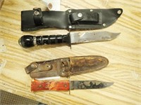 (2) Hunting Knives w/ Sheaths / 1 Is Survival