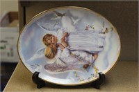 Sandra Kuck Oval Collector's Plate