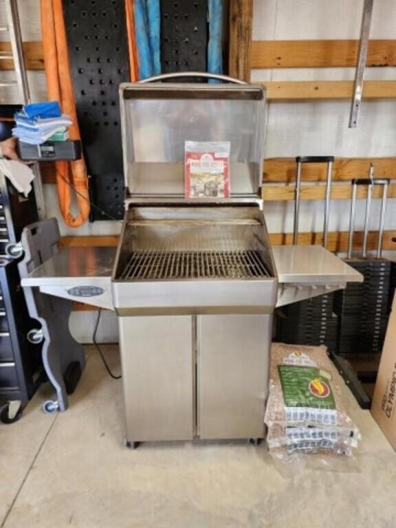 Memphis Wood Fire Convection Grill-Oven-Smoker