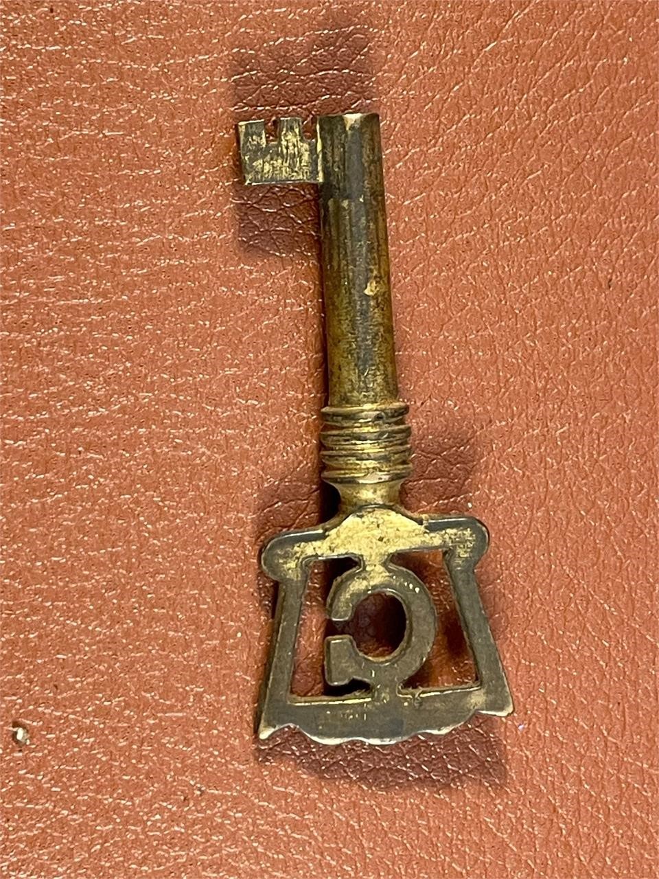 Vintage Key  - 1  7/8" long