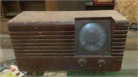 Vintage Olympic AM Radio
