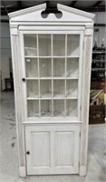 20th Century White Traditional Corner Cabinet