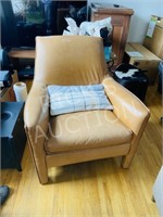 crate & barrel dalton leather chair