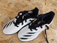 Sizw 12 1/2K, adidas Boys Soccer Soccer Shoe