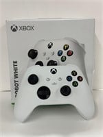 Xbox Wireless Controller ( In showcase )