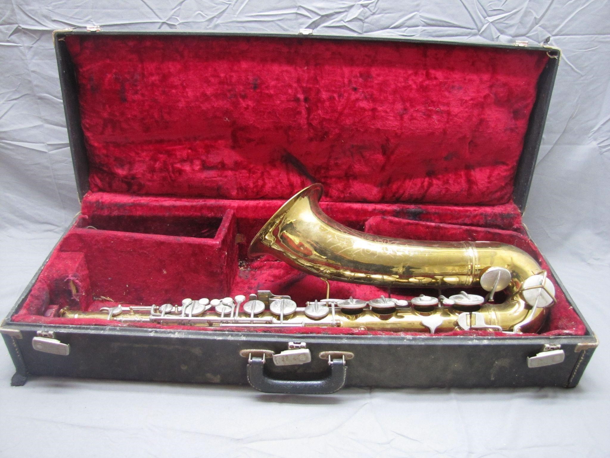 Vintage CONN Naked Lady Tenor Saxophone W/Case