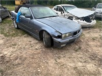 BLUE 1999 BMW HAS KEYS