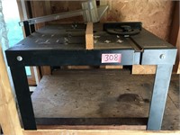 Portable Router Table (18"x18"x11"H)