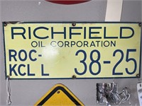 Richfield Oil Co lease sign 24Wx10T SSP