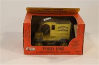 ERTL HOME HARDWARE 1905 FORD DELIVERY CAR BANK
