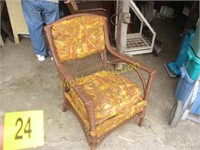 VINTAGE  WICKER CHAIR-PICK UP ONLY(GIBBS)