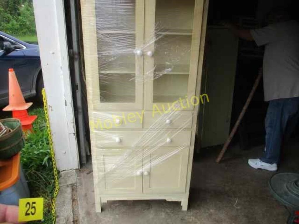 ANTIQUE CABINET-PICK UP ONLY(GIBBS)