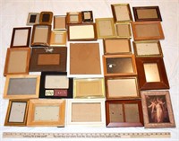 LOT - PICTURE FRAMES