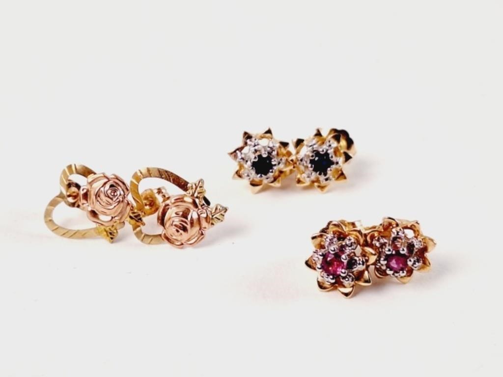3 Grams 14KT Gold Jewelry: Earrings