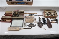 LARGE LOT OF HUNTING ACCESSORIES: