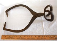 ANTIQUE STANDARD ICE TONGS