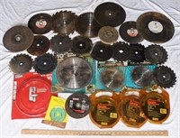 LOT - ASSORTED SAW BLADES & GRINDING WHEEL