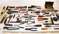 LOT - TOOLS - SCREWDRIVERS, WRENCHES, HAMMERS, ET.