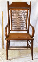 VINTAGE COLONIAL OAK ARM CHAIR -