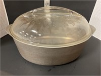 Hammered aluminum 11” I’d long covered pan