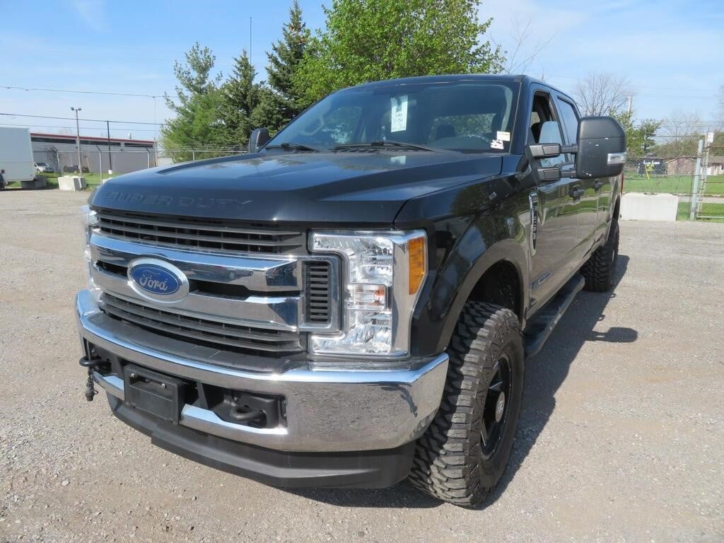 2017 FORD F-250 SUPER DUTY XLT 156348 KMS