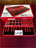 AKAI Professional MPK Mini Compact Keyboard & Pad