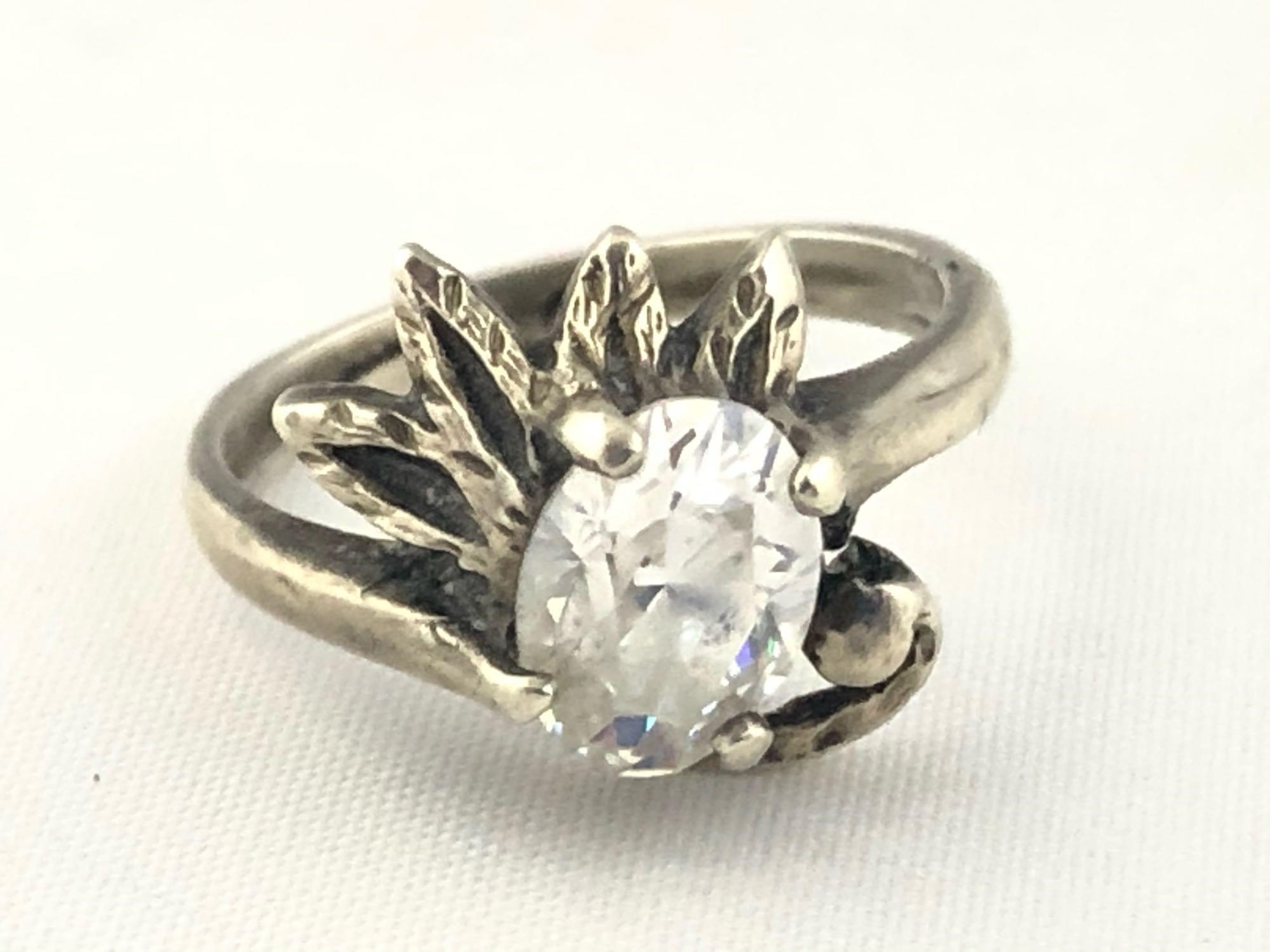 Vintage Sterling Silver Flower Solitaire Glass CZ
