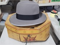 Retro Classic Gentleman's Hat W/Box