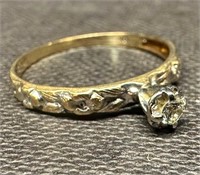 Vintage 10k Gold .07 ct Solitaire Ring
