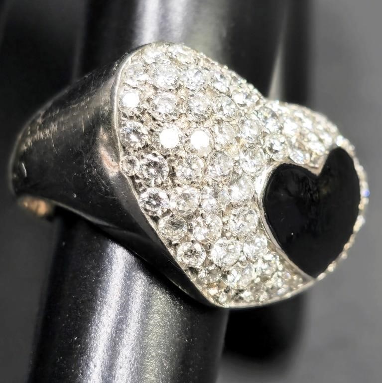 18K Gold Diamond and Onyx Ring
