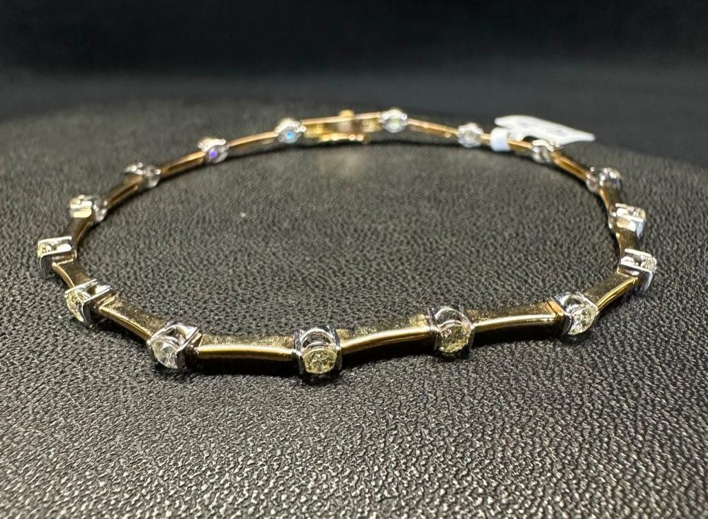 1.39 Ctw Diamond Bracelet in 14k Gold