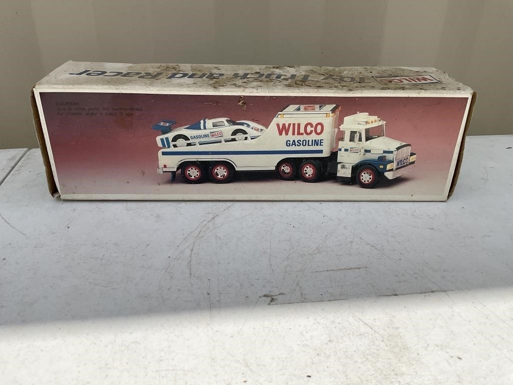 WILCO GASOLINE TRUCK AND RACER
