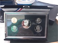 1998 silver proof set in display box