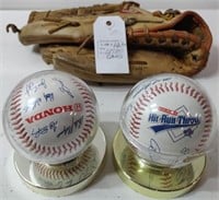2 Blue Jays Baseballs w/ Signatures & Glove