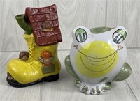 VINTAGE CERAMIC COLLECTIBLE COIN BANKS SHOE & FROG