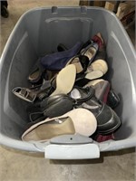 LARGE GREY TOTE LOT OF SHOES VARIETY OF SIZES
