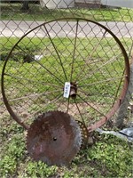 Large iron wheel & saw blade