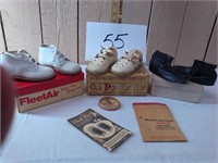 VTG. BABY SHOES IN ORIG, BOXES PLUS