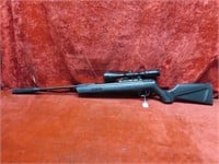 Umarex .177 pellet air rifle w/Simmons scope.